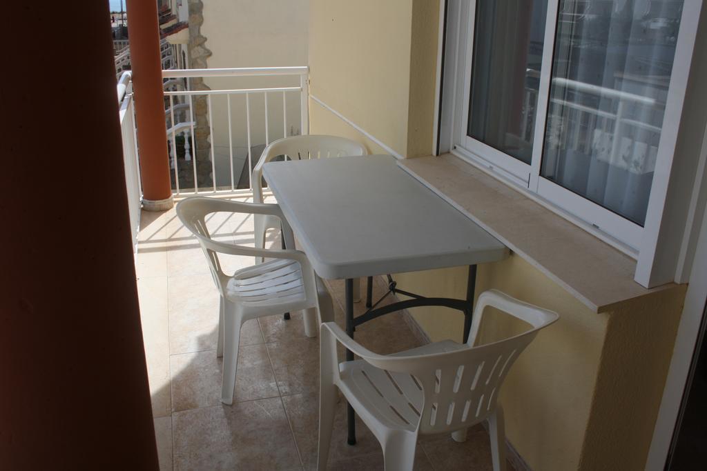 Alquileres Figuerola Oasis Park Apartman Peñíscola Kültér fotó